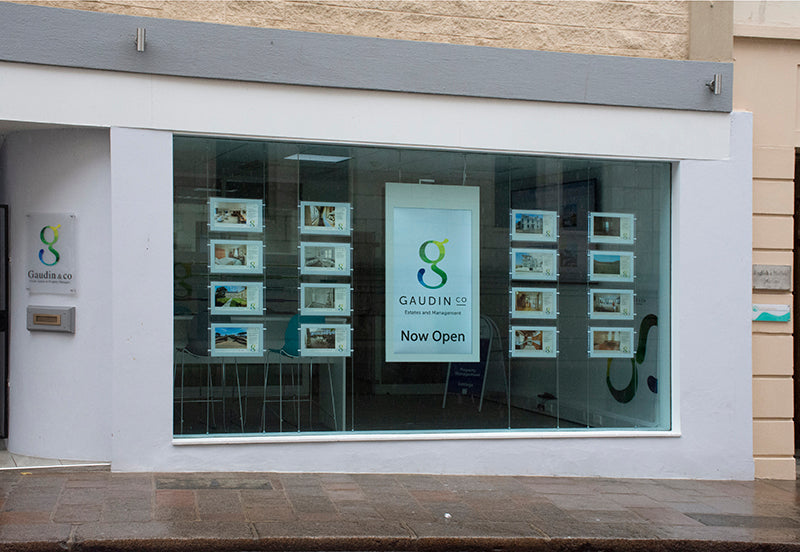 Hanging Double-Sided Window Displays