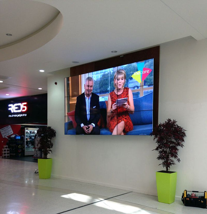 LCD Video Wall Displays - Ultra Narrow 1.8mm Slim Bezel