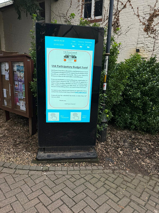 Outdoor Freestanding Digital Posters