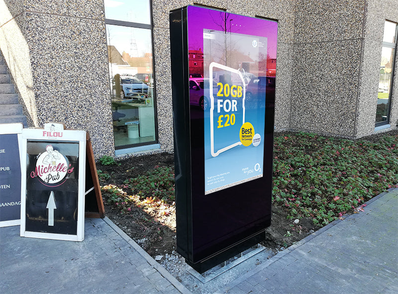 Outdoor Freestanding Digital Posters