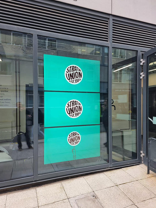 Ultra High Brightness Window Displays – 3,500cd/m² (43" - 75")