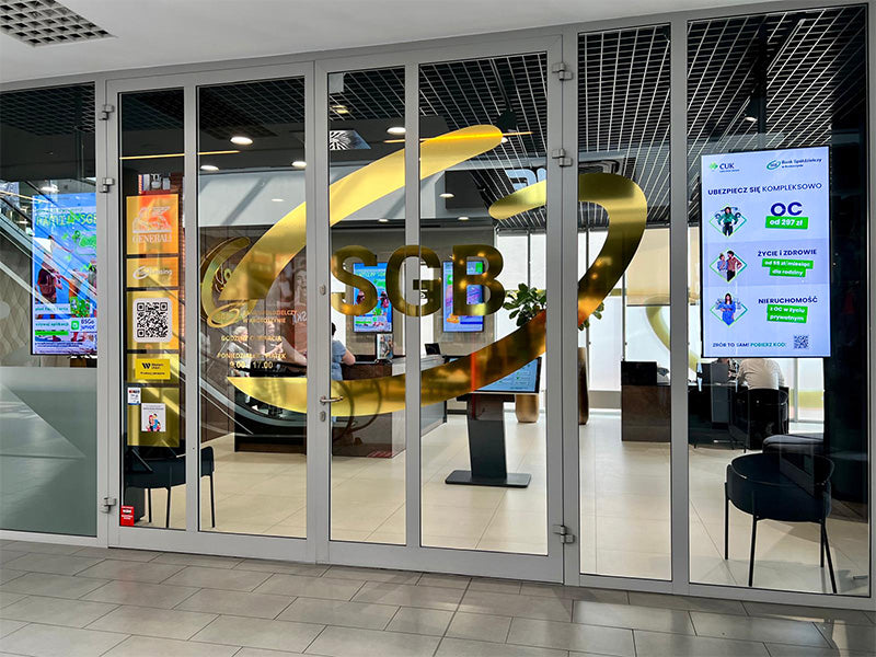 Ultra High Brightness Window Displays – 3,500cd/m² (43" - 75")