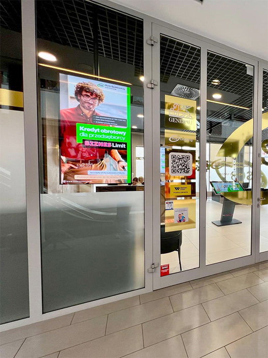 Ultra High Brightness Window Displays – 3,500cd/m² (43" - 75")