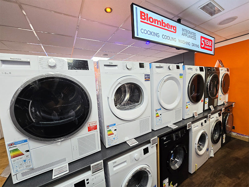 78" Ultra-Wide Stretched Bar Monitors