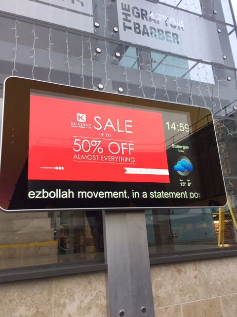 Wall-mounted Outdoor Digital Advertising Displays