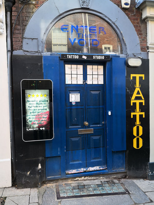 Wall-mounted Outdoor Digital Advertising Displays