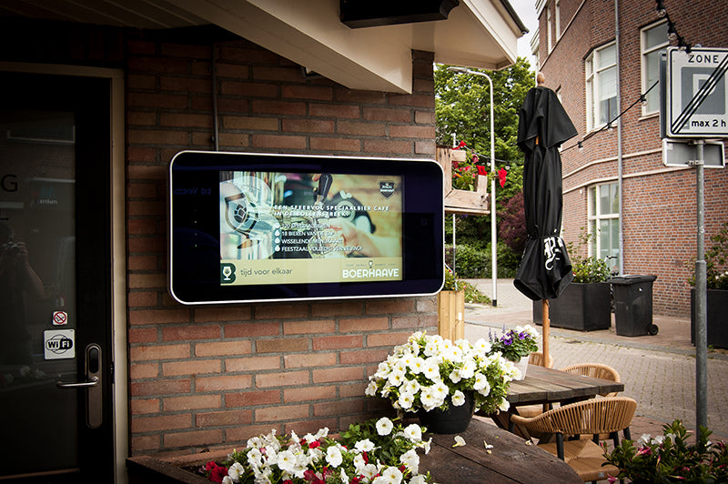 Wall-mounted Outdoor Digital Advertising Displays