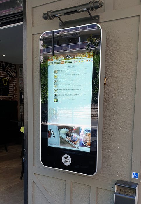 Wall-mounted Outdoor Digital Advertising Displays