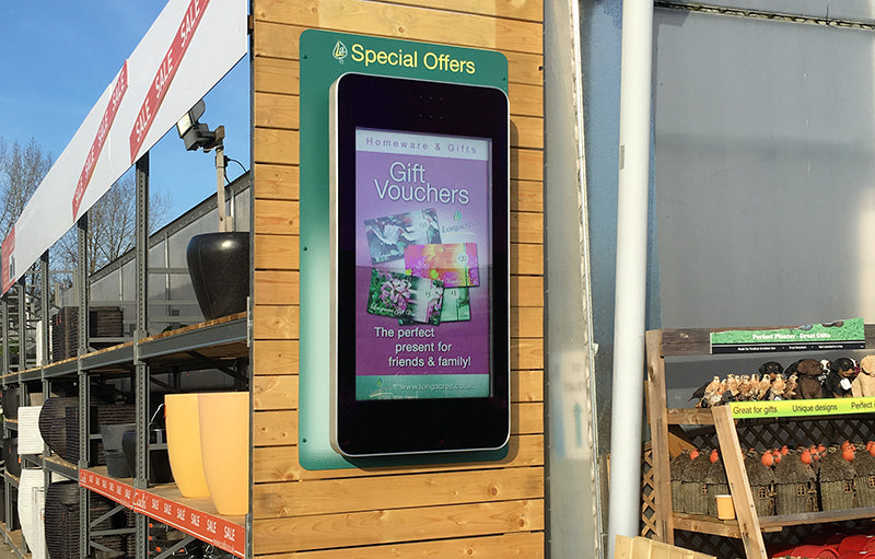 Wall-mounted PCAP Outdoor Touch Screens
