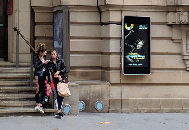 Wall-mounted Outdoor Digital Advertising Displays